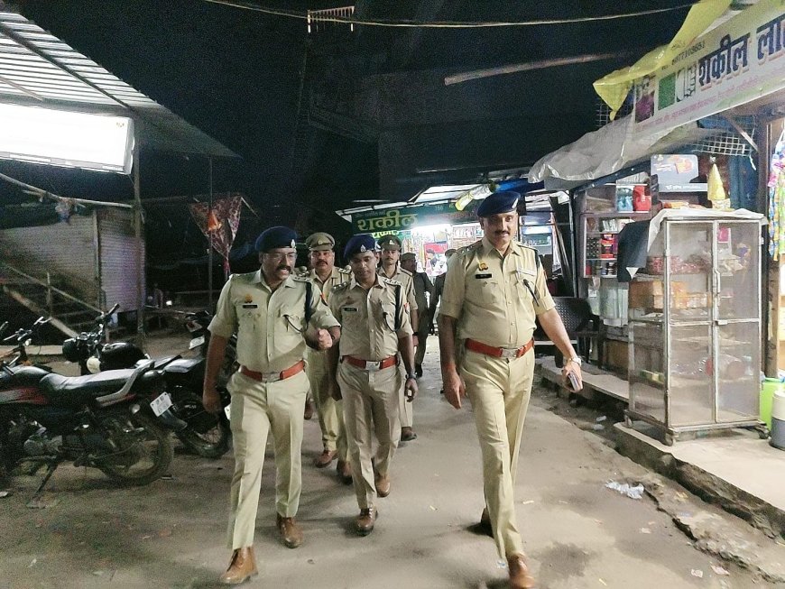 Photo News: तस्वीरों में देखिए, आगरा पुलिस की वो पेट्रोलिंग जो आपके लिए सुरक्षा का भरोसा है