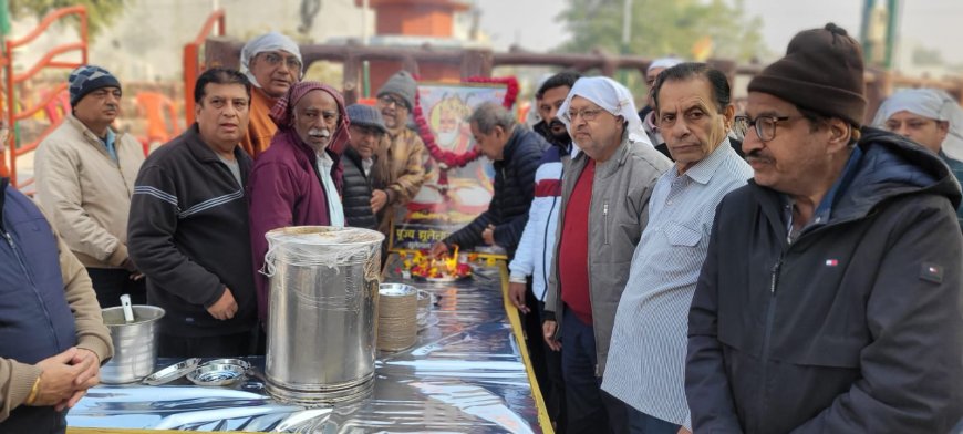 कर्मयोगी सिंधु सभा ने चंद्र दिवस पर की पूजा-अर्चना, भंडारा